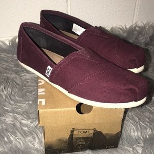 Burgundy TOMS!